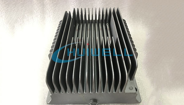 5G通訊殼體散熱器